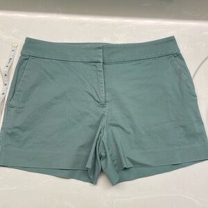 LOFT shorts size 6 The Riviera Short